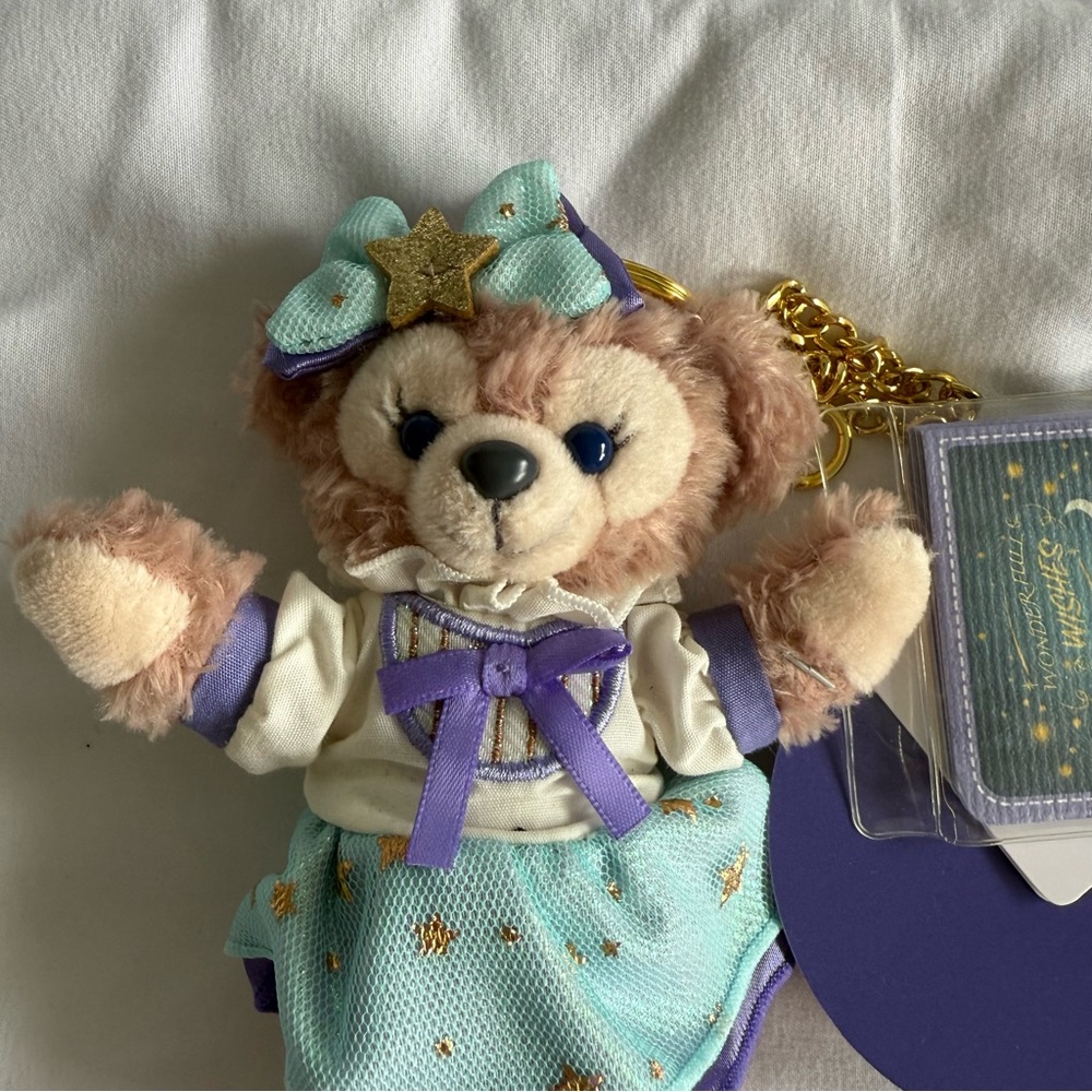 Disney 100 ShellieMay Keychain - Picture 3 of 3